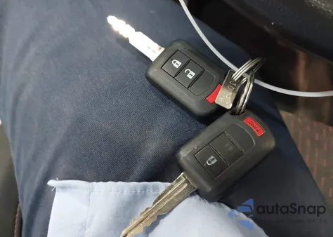 2018 Mitsubishi Outlander Sport 2.0 Es/2.0 Le z USA, uszkodzony, nr VIN JA4AR3AU2JU020381